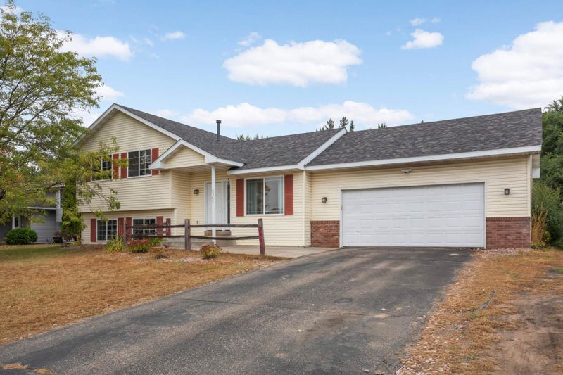 5365 Mitchell Ridge Dr, Big Lake, MN 55309