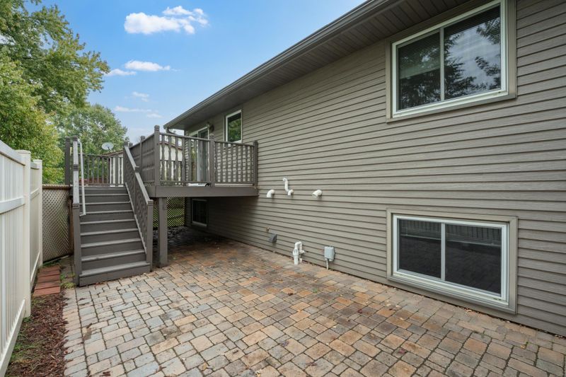 807 25th St SE, Rochester, MN 55904