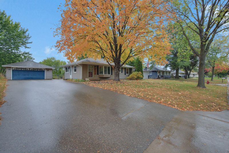 8926 Granada Ave S, Cottage Grove, MN 55016