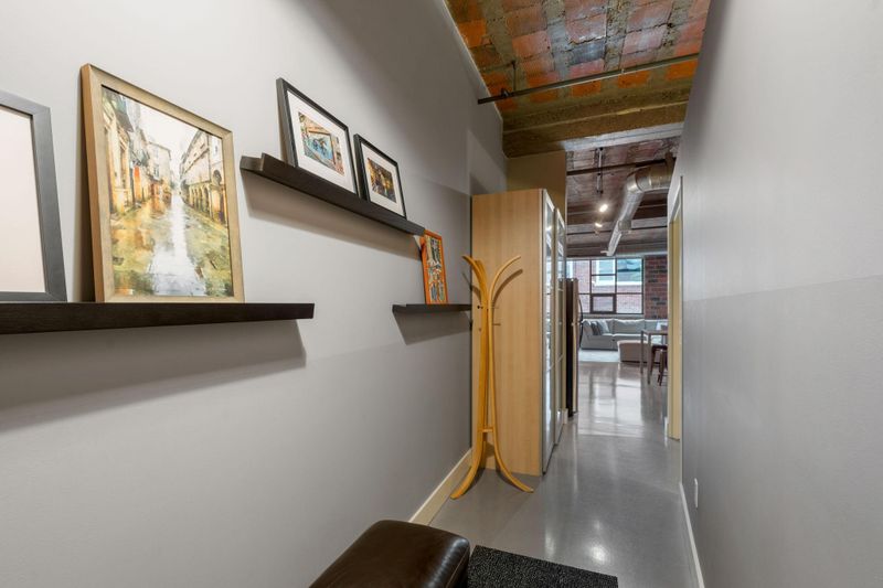 718 Washington Ave N #612, Minneapolis, MN 55401
