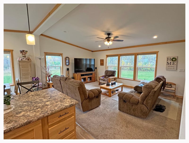 13822 452nd St, Solway, MN 56678
