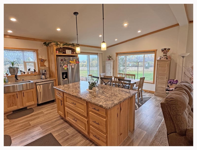 13822 452nd St, Solway, MN 56678