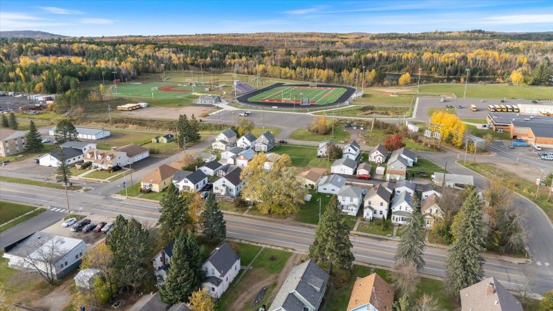316 W 3rd Ave N, Aurora, MN 55705