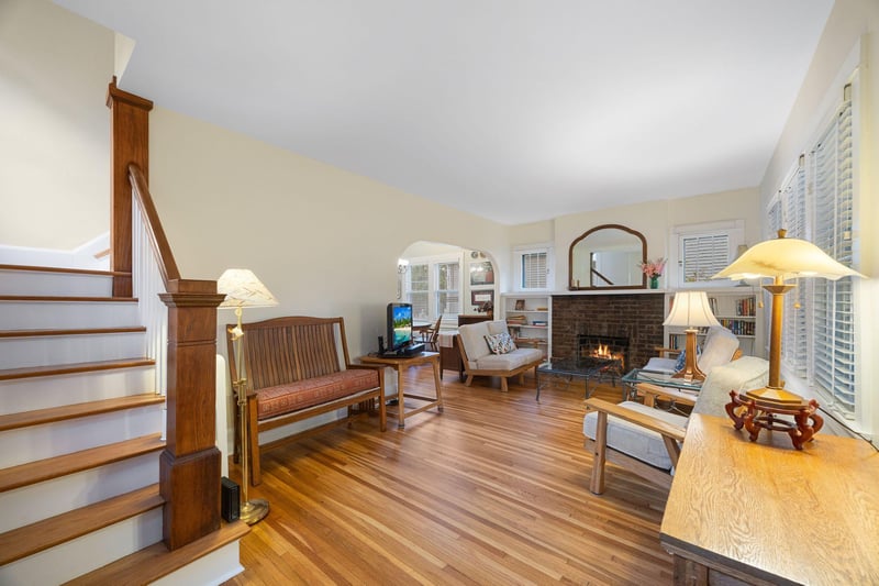 1125 Argyle St, Saint Paul, MN 55103