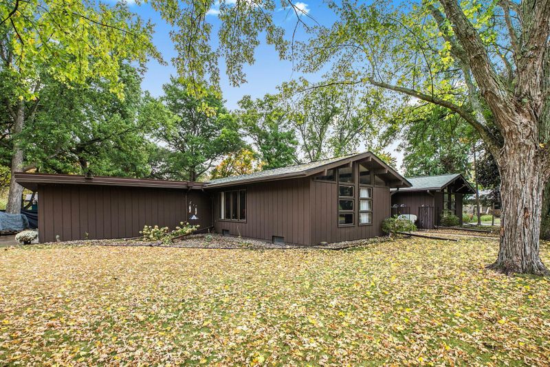 224 9th St N, Sauk Rapids, MN 56379