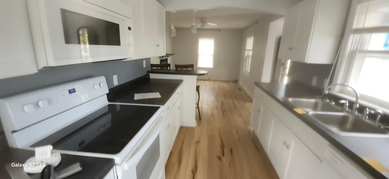 803 Main St S, Karlstad, MN 56732