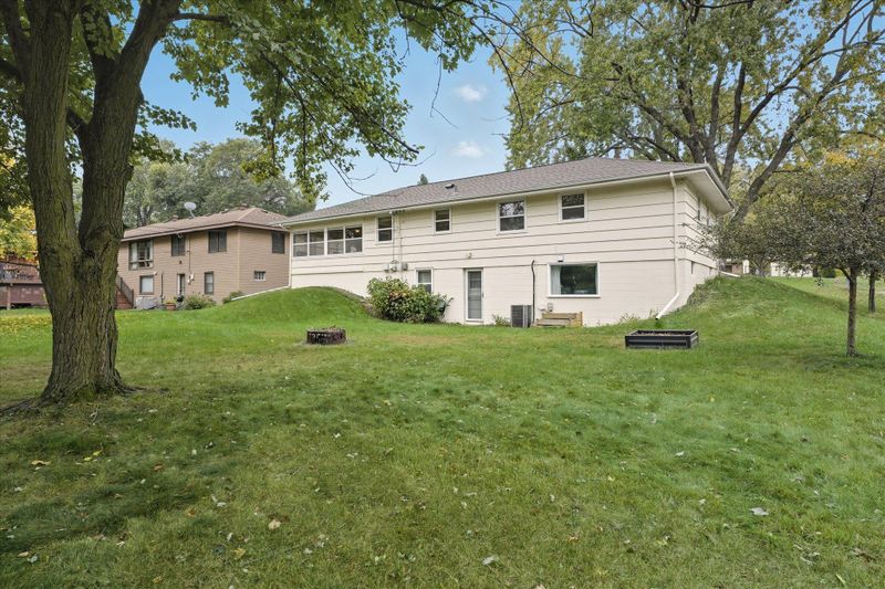 3832 Colorado Ave N, Crystal, MN 55422