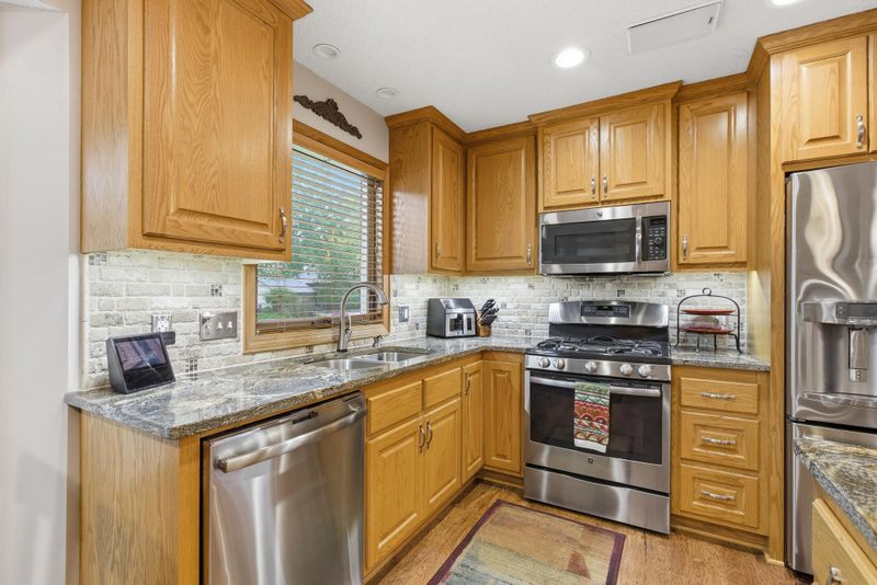 5910 114th Pl N, Champlin, MN 55316