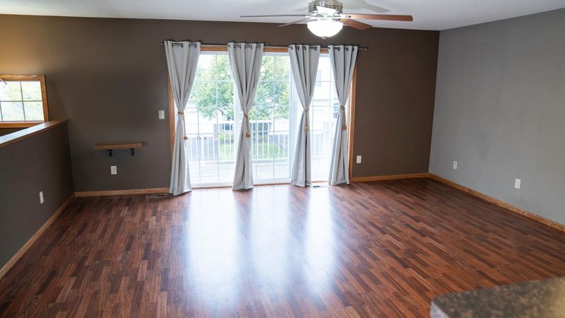 8086 Dana Pa, Inver Grove Heights, MN 55076
