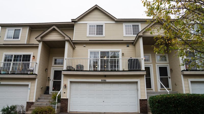 8086 Dana Pa, Inver Grove Heights, MN 55076