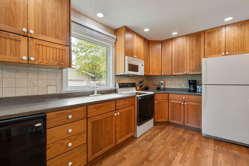1711 1st Ave SE, Austin, MN 55912