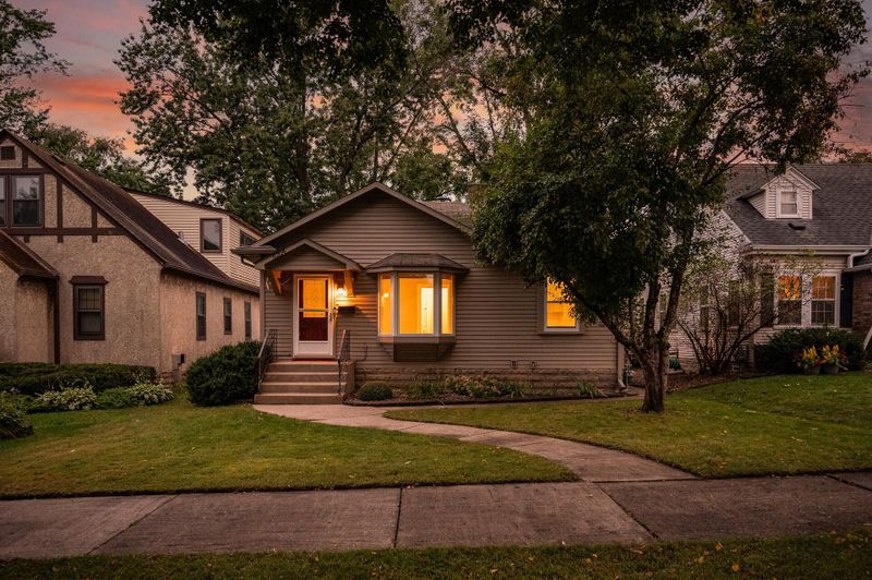 5204 14th Ave S, Minneapolis, MN 55417