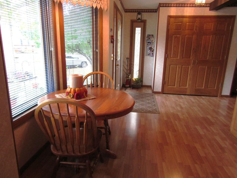 805 S 10th St, Montevideo, MN 56265