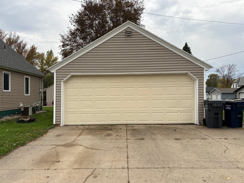 639 3rd St, Hancock, MN 56244