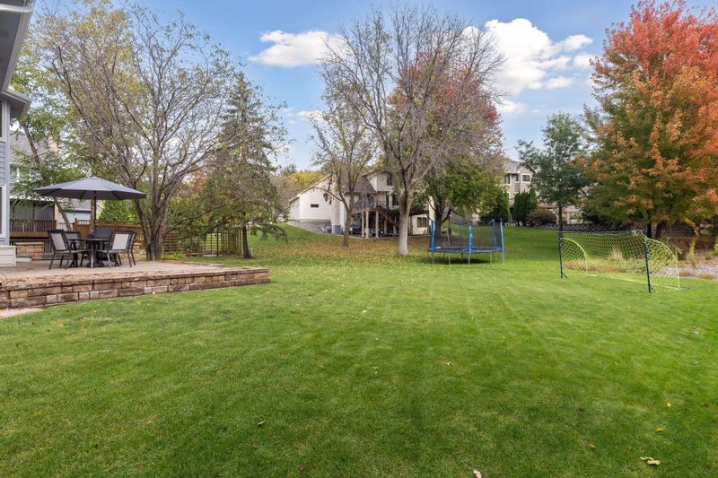 6386 Minnesota Ln N, Maple Grove, MN 55311