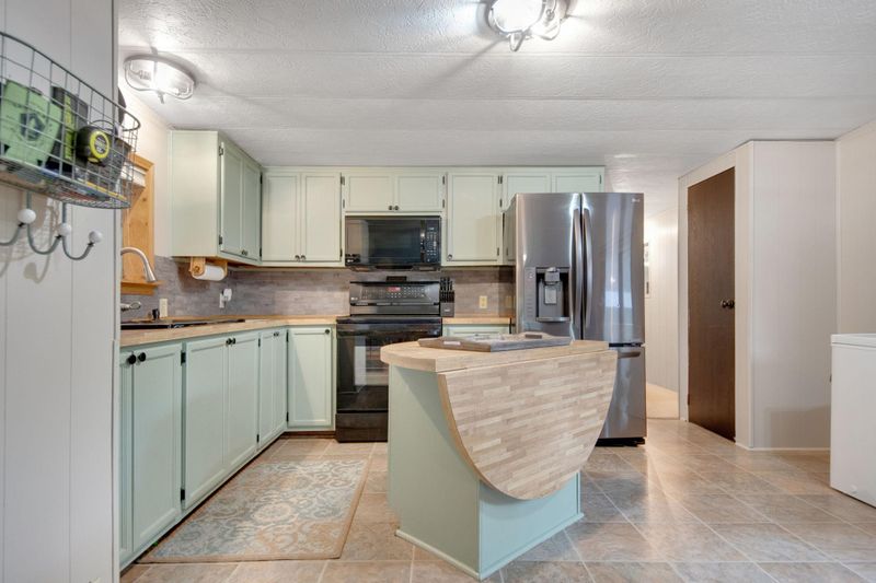 8159 Ogren Ave NE, Otsego, MN 55330