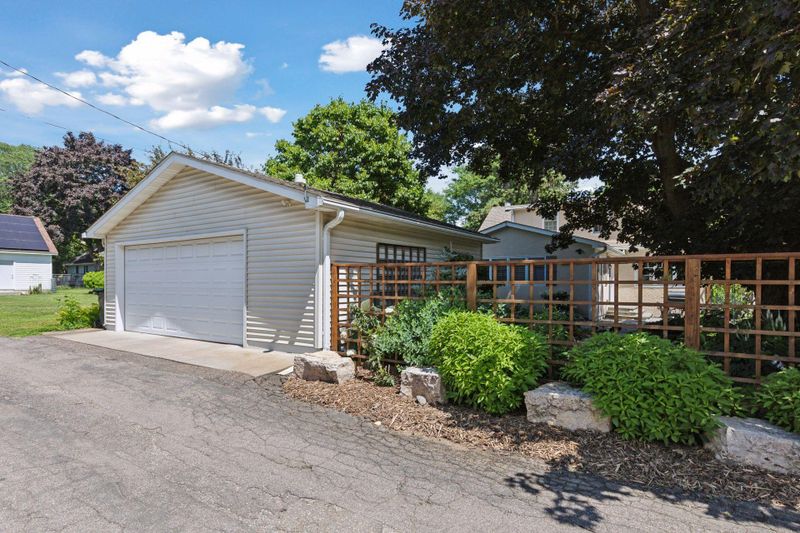 597 Pascal St S, Saint Paul, MN 55116