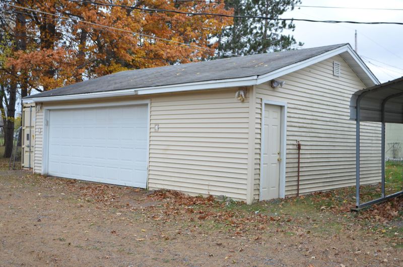 1416 Selmser Ave, Cloquet, MN 55720