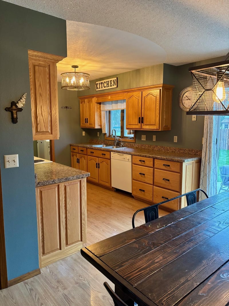 713 Birch St, Dawson, MN 56232