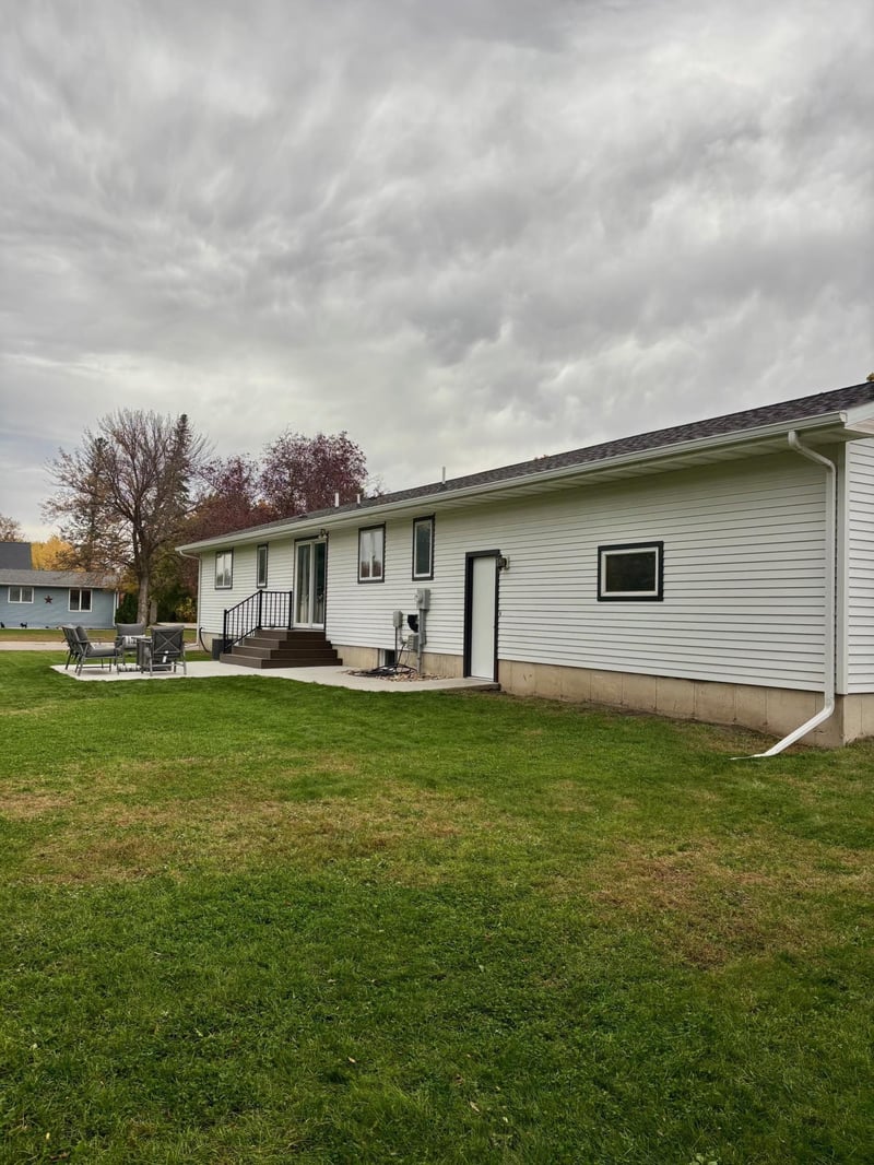 713 Birch St, Dawson, MN 56232