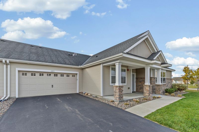 6183 Idra Ave S, Cottage Grove, MN 55016