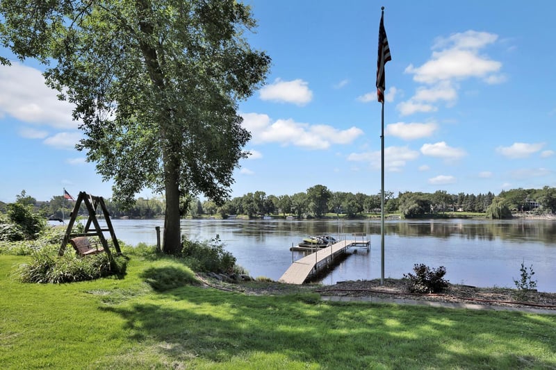 706 Benton St, Anoka, MN 55303