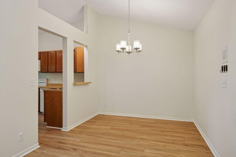 10907 Rhode Island Ave S, Bloomington, MN 55438