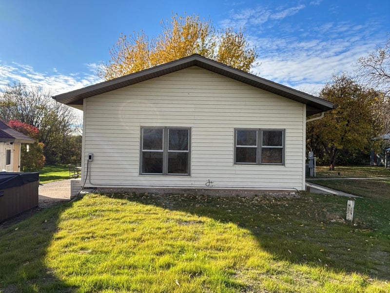 46279 193rd St, Morris, MN 56267