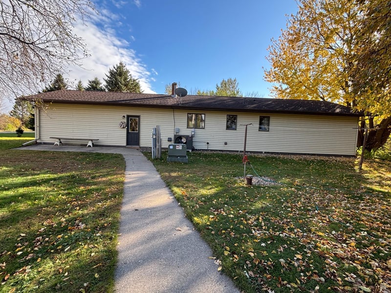 46279 193rd St, Morris, MN 56267