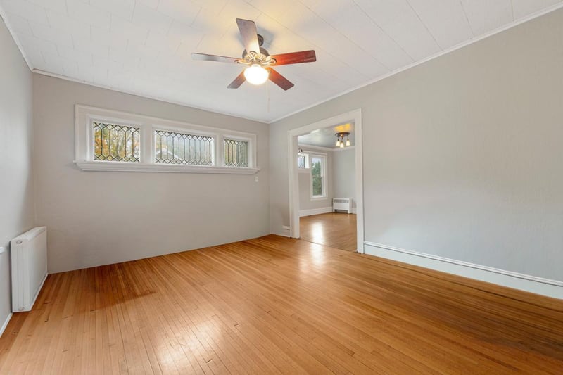 503 N 7th St, Henderson, MN 56044