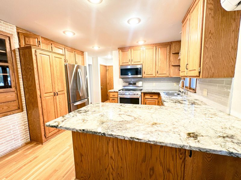 14633 7th Ave NW, Andover, MN 55304