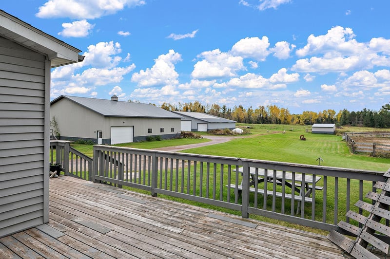 3974 W Pioneer Rd, Duluth, MN 55803