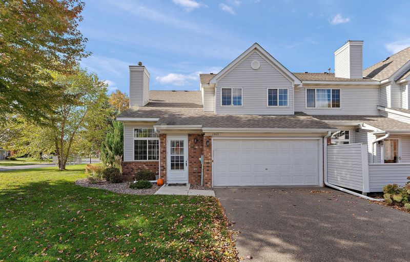 1905 N Ruby Ct, Eagan, MN 55122