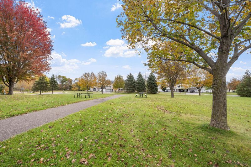 3664 Abercrombie Ln, Stillwater, MN 55082