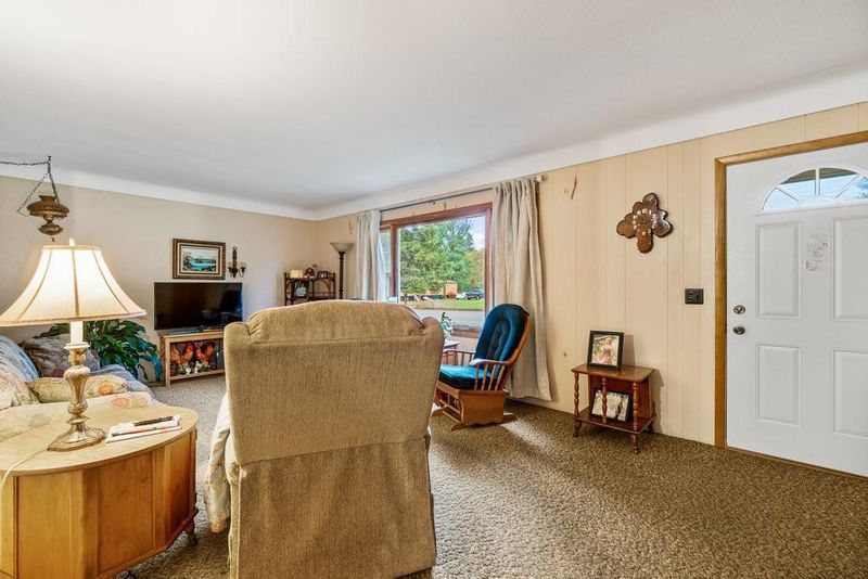415 3rd Ave N, Dallas, WI 54733