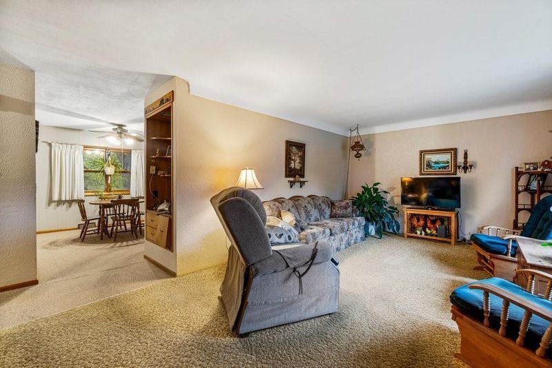 415 3rd Ave N, Dallas, WI 54733