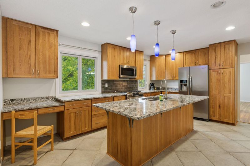 6200 132nd Way, Apple Valley, MN 55124