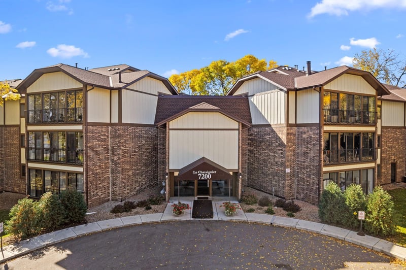 7200 Cahill Rd #308, Edina, MN 55439