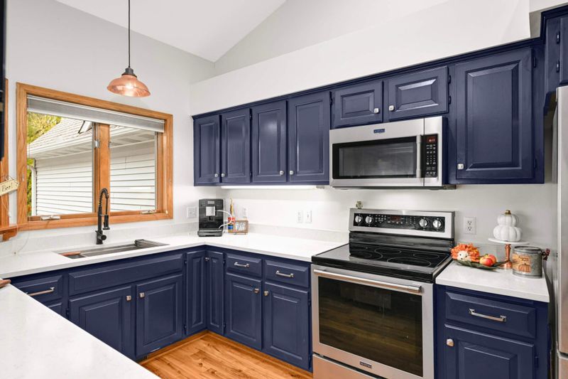420 97th Ave NW, Coon Rapids, MN 55433