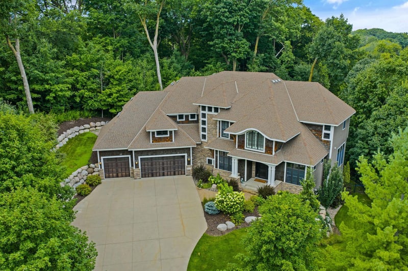 4800 Woolman Ct, Minnetonka, MN 55345