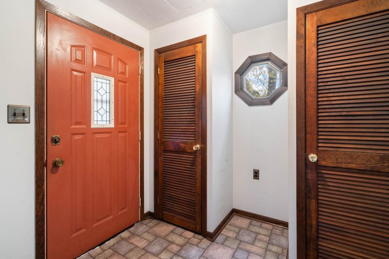 1702 N 60th St, Superior, WI 54880