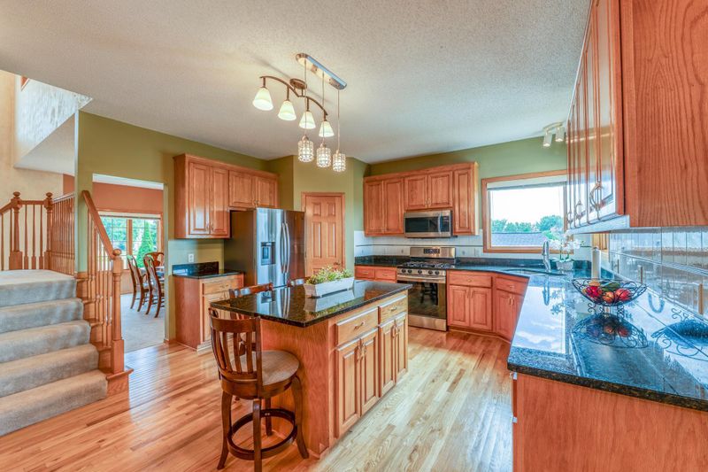 10237 Kiersten Pl, Eden Prairie, MN 55347
