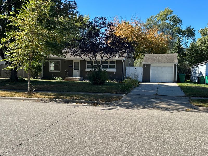 3024 Aquila Ave S, Saint Louis Park, MN 55426