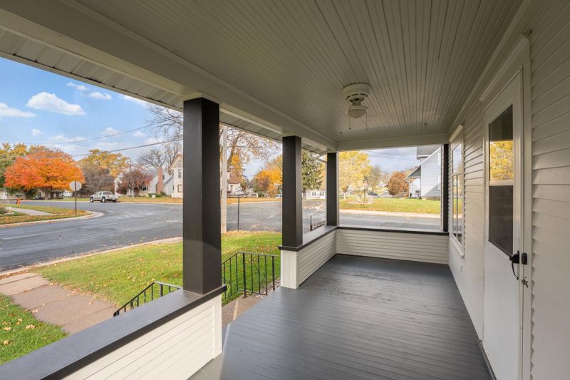 701 Bluff Ave, Saint Charles, MN 55972