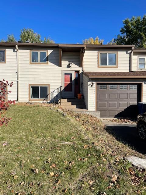911 E Baker St, Saint Joseph, MN 56374