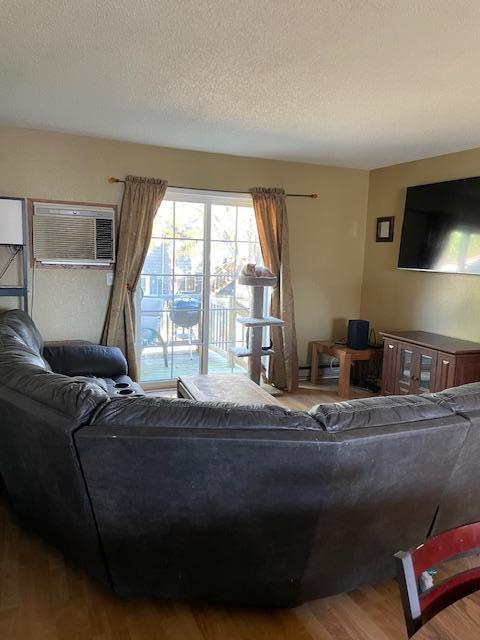 911 E Baker St, Saint Joseph, MN 56374