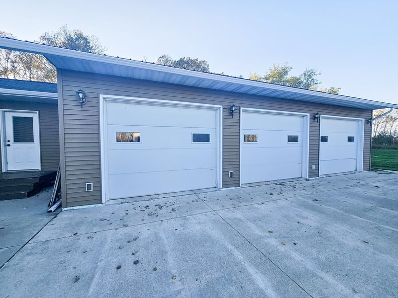 14590 380th St NE, Middle River, MN 56737