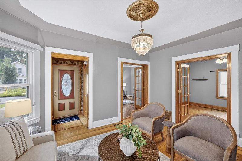 735 Madison St NE, Minneapolis, MN 55413