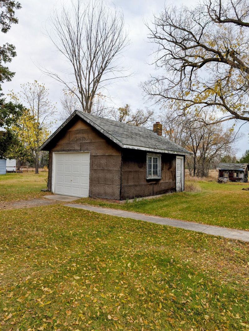 276 Main St SW, Wilton, MN 56601