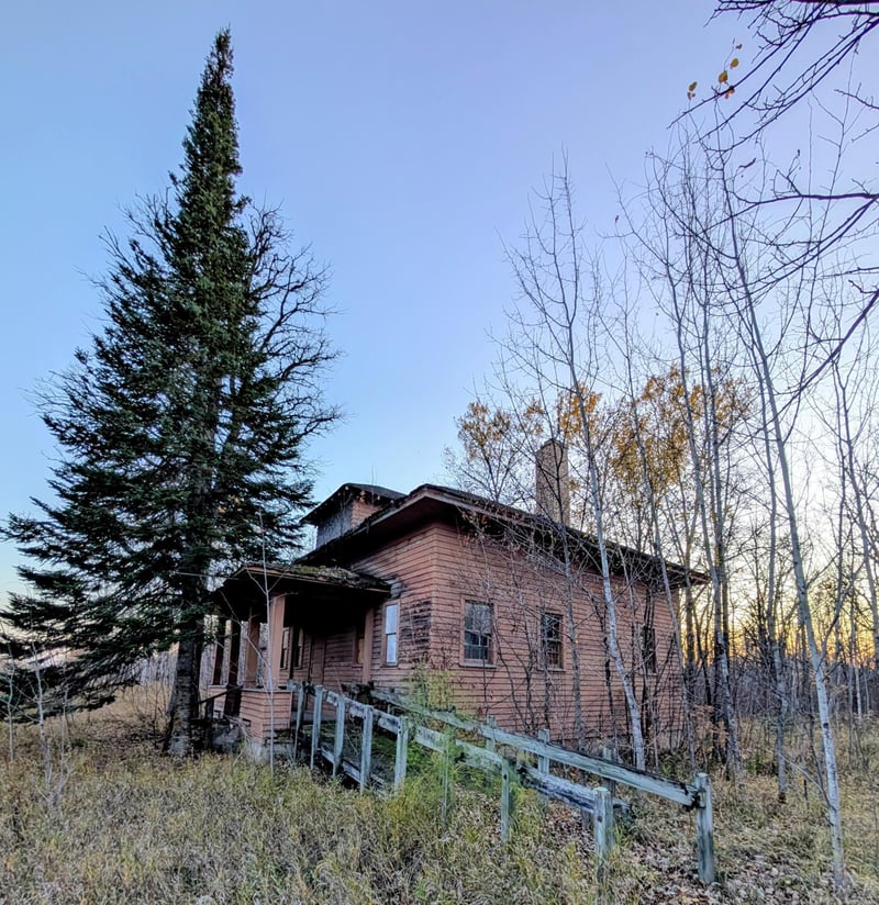 1191 and 1197 NE Scenic Hw, Pennington, MN 56663